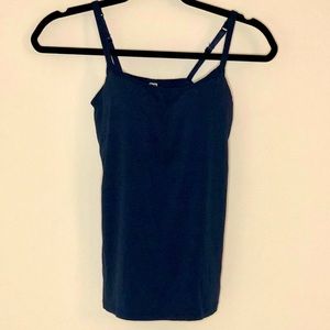 Uniqlo adjustable cami with built in bra